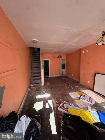 2540 N GRATZ ST, Philadelphia, PA 19132