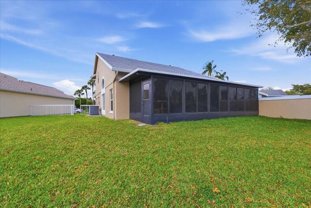 7788 Lake Champlain Court, Delray Beach, FL 33446