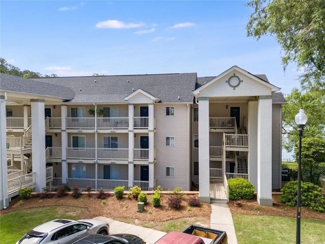 705 Berry Court, Villa Rica, GA 30180