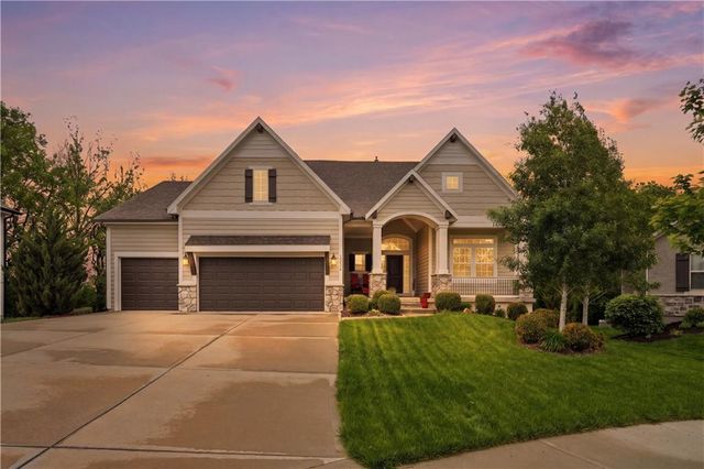 15670 W 171 Terrace, Olathe, KS 66062