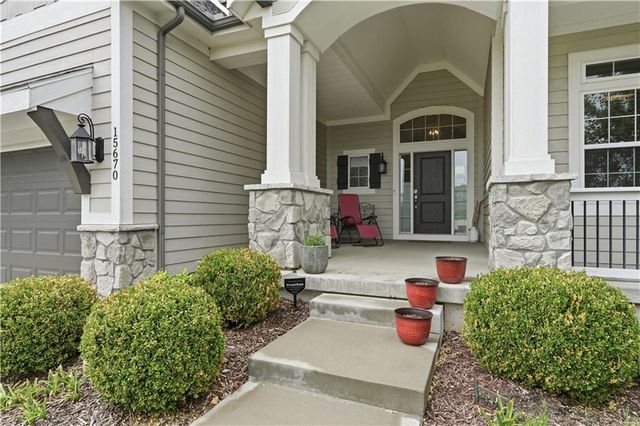 15670 W 171 Terrace, Olathe, KS 66062