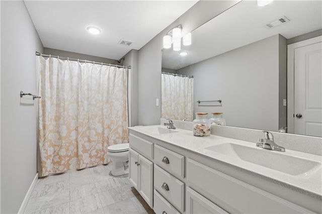 15670 W 171 Terrace, Olathe, KS 66062