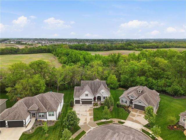 15670 W 171 Terrace, Olathe, KS 66062