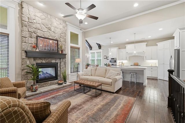 15670 W 171 Terrace, Olathe, KS 66062