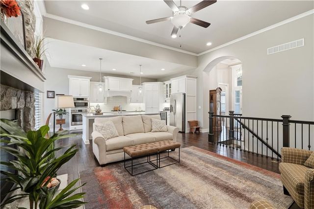 15670 W 171 Terrace, Olathe, KS 66062