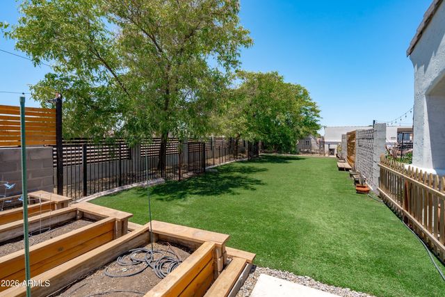 16446 W PIONEER Street, Goodyear, AZ 85338