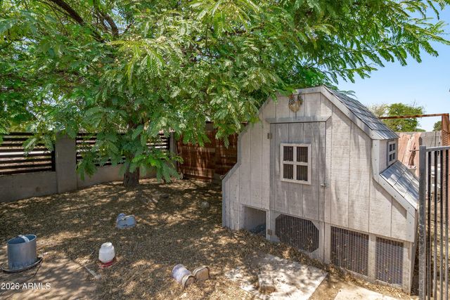 16446 W PIONEER Street, Goodyear, AZ 85338