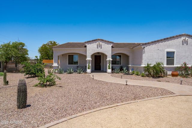 16446 W PIONEER Street, Goodyear, AZ 85338