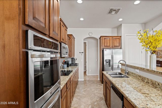 16446 W PIONEER Street, Goodyear, AZ 85338