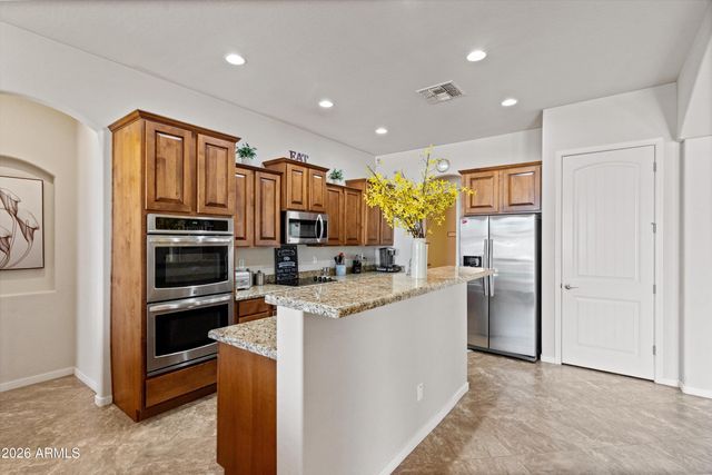 16446 W PIONEER Street, Goodyear, AZ 85338
