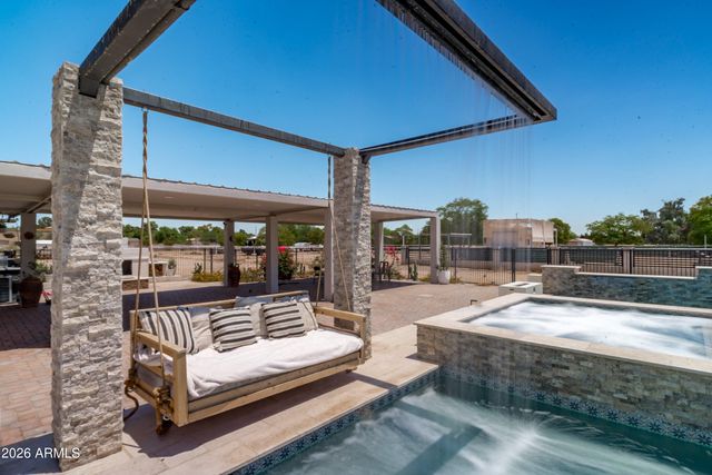 16446 W PIONEER Street, Goodyear, AZ 85338
