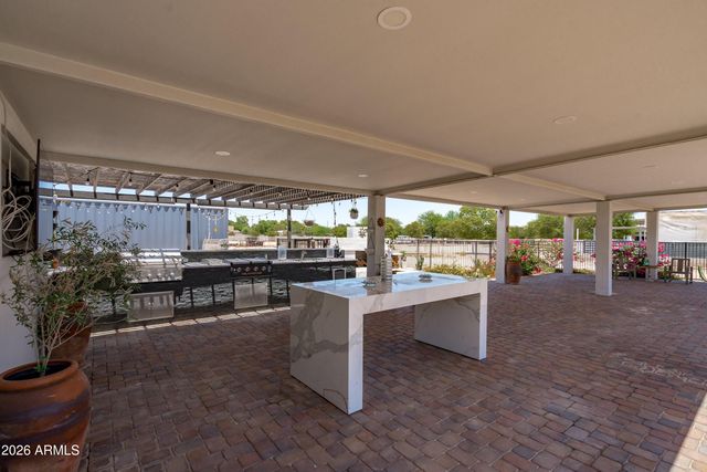 16446 W PIONEER Street, Goodyear, AZ 85338
