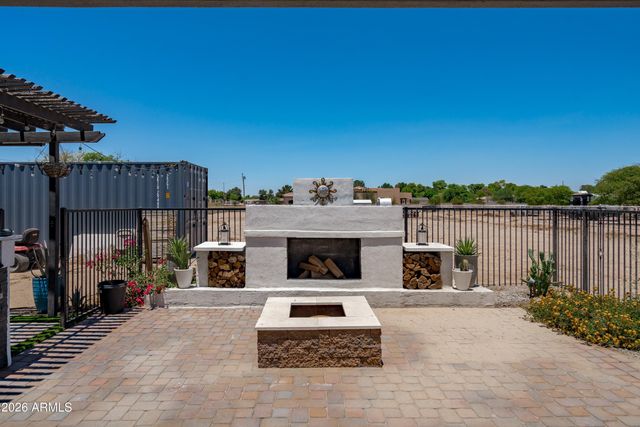 16446 W PIONEER Street, Goodyear, AZ 85338