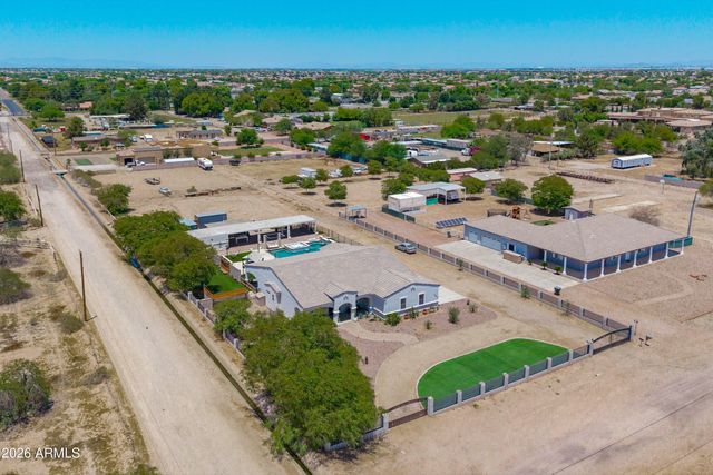 16446 W PIONEER Street, Goodyear, AZ 85338