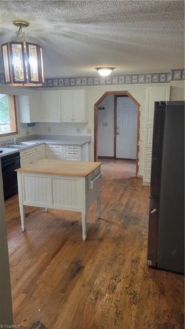 775 Old Nc Highway 75, Lexington, NC 27292