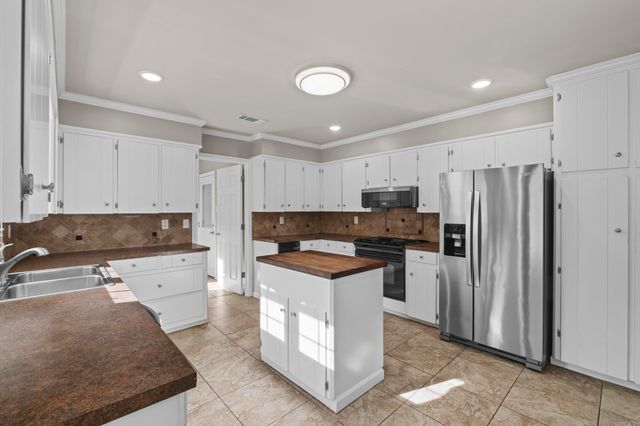 500 Oakdale Road, Sherwood, AR 72120