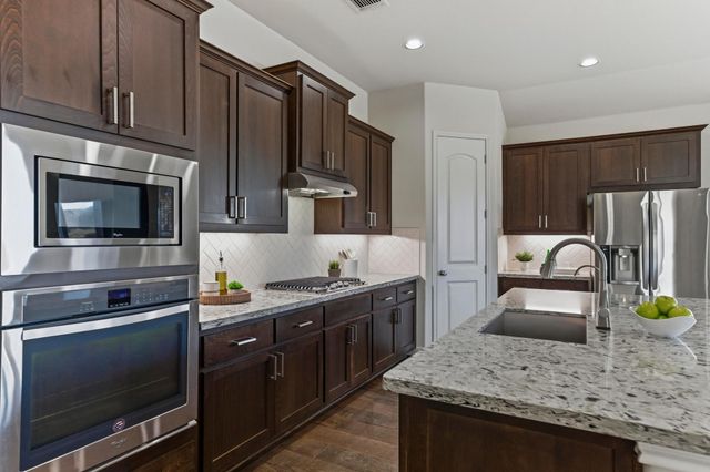 1905 Muhly Bush BND, Leander, TX 78641