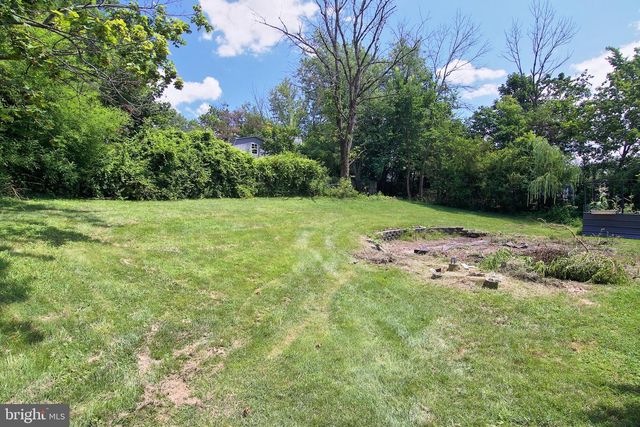 1406 N STATE ST, Pottstown, PA 19464