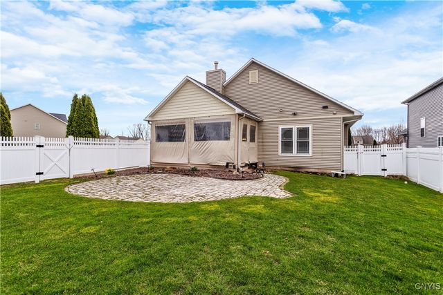 4981 Astilbe, Clay, NY 13088
