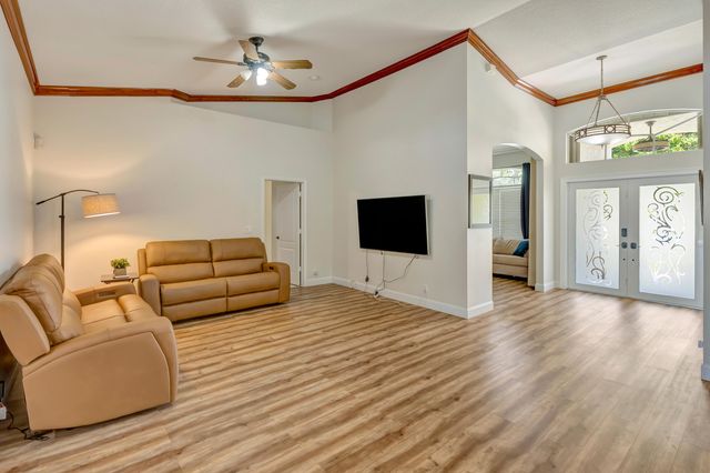 13166 71st Place N, West Palm Beach, FL 33412