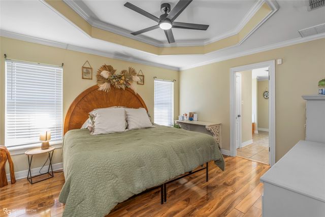 204 Clinton Drive, Stonewall, LA 71078