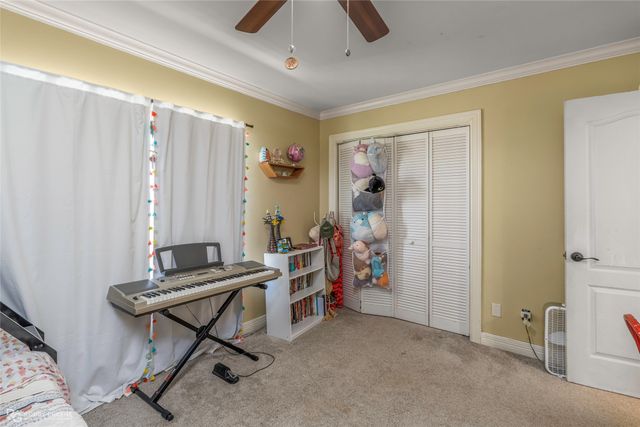 204 Clinton Drive, Stonewall, LA 71078