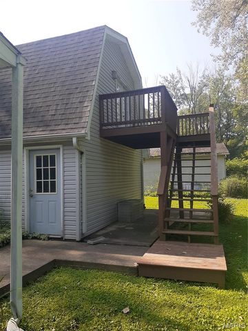 102 Athlone Drive, Belleville, IL 62232