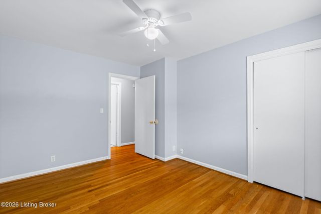 3123 Sunny Ln, Louisville, KY 40205