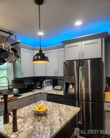 297 Grove Street, Woodbridge Proper, NJ 07095