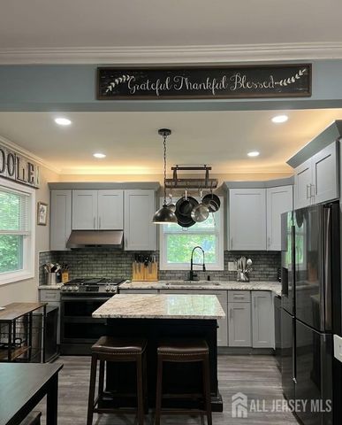 297 Grove Street, Woodbridge Proper, NJ 07095