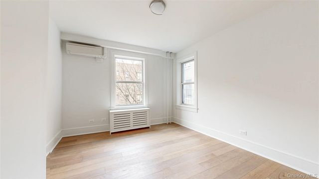 148-09 Northern Boulevard 5M, Flushing, NY 11354