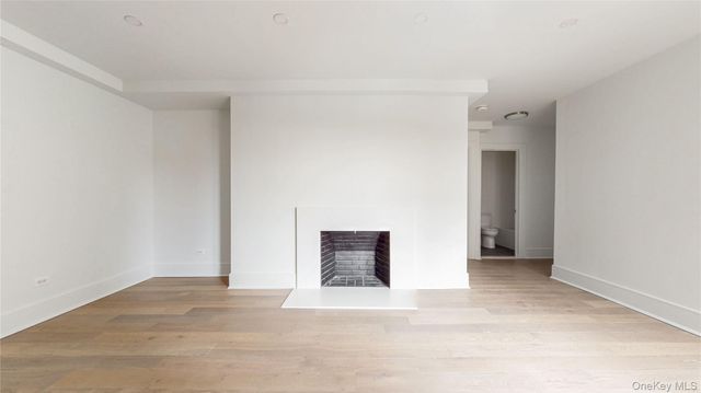 148-09 Northern Boulevard 5M, Flushing, NY 11354