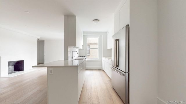 148-09 Northern Boulevard 5M, Flushing, NY 11354