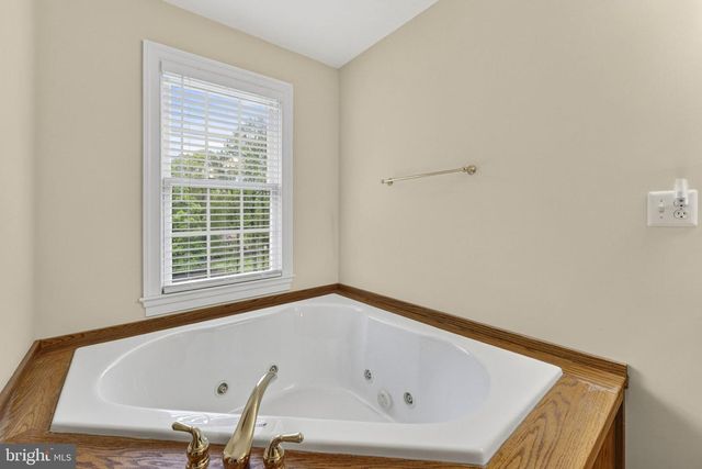 11186 PIMLICO CIR, Culpeper, VA 22701