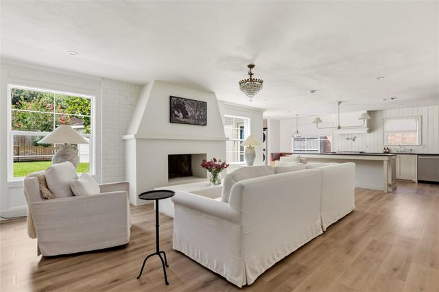 12035 Riverview Drive, Houston, TX 77077