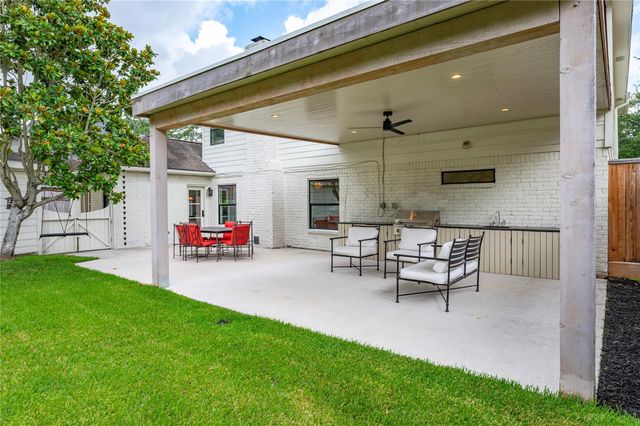 12035 Riverview Drive, Houston, TX 77077