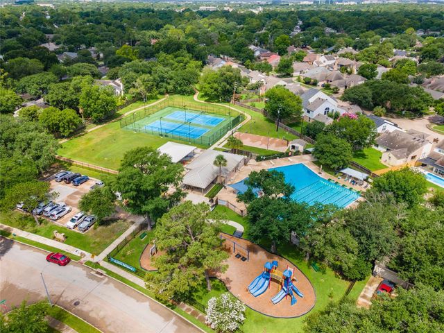 12035 Riverview Drive, Houston, TX 77077