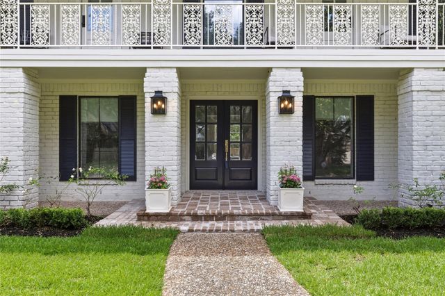 12035 Riverview Drive, Houston, TX 77077