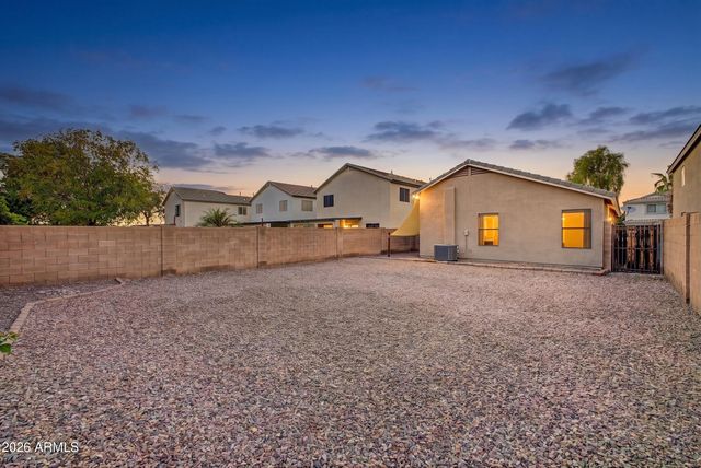 375 E LESLIE Avenue, San Tan Valley, AZ 85140