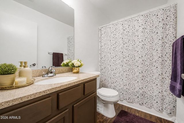 375 E LESLIE Avenue, San Tan Valley, AZ 85140