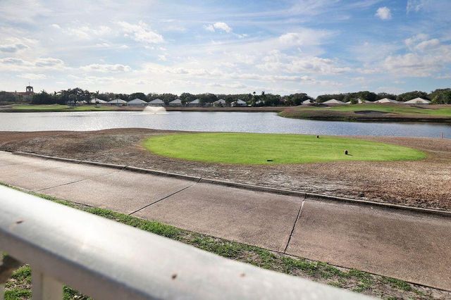 1119 Avondale Court, West Palm Beach, FL 33409