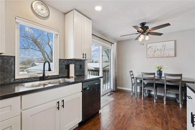 4602 Twin Pine Drive NW, Cedar Rapids, IA 52405