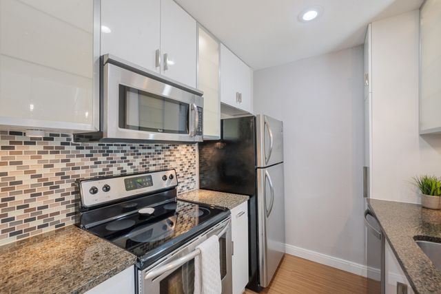 4211 Holland Avenue, Dallas, TX 75219