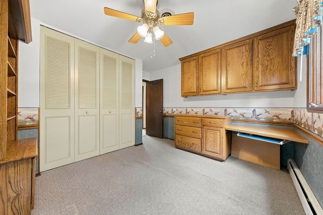 8 Hawthorne Drive, Oswego, IL 60543