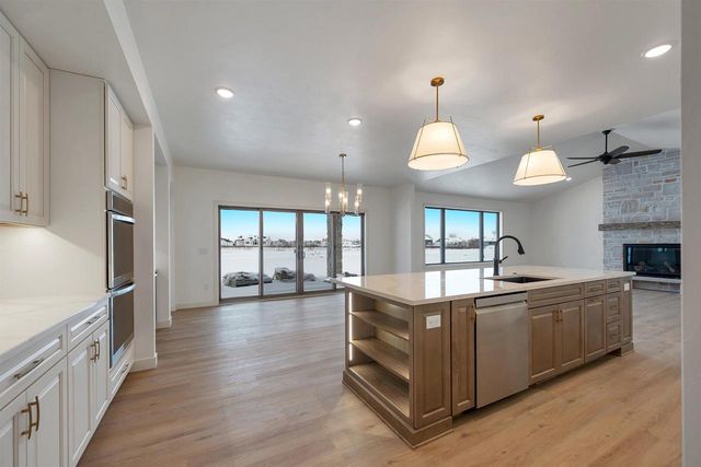 110 BECKERAE COURT, Wrightstown, WI 54180