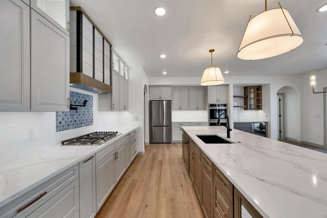 110 BECKERAE COURT, Wrightstown, WI 54180