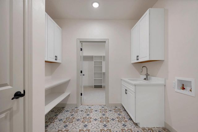 110 BECKERAE COURT, Wrightstown, WI 54180