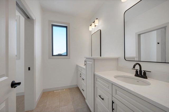 110 BECKERAE COURT, Wrightstown, WI 54180