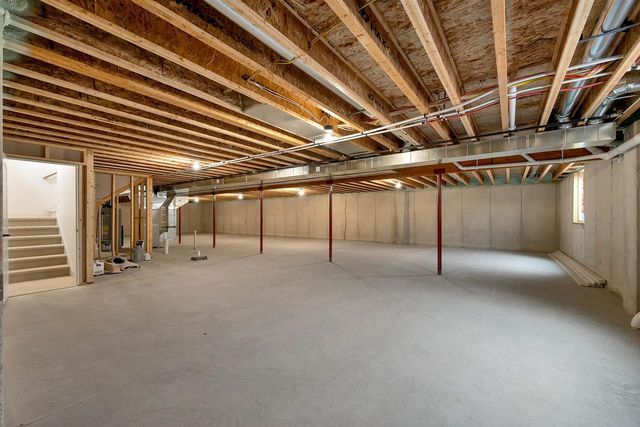 110 BECKERAE COURT, Wrightstown, WI 54180