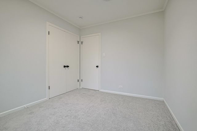 2524 Locust Road, Homewood, IL 60430